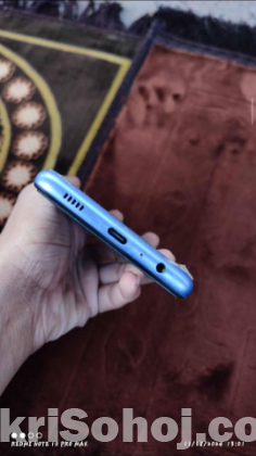 Samsung F22